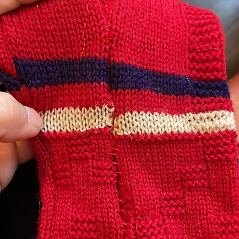 Vtg red, white & blue knit wool yarn‎ unisex winter pants with stirrups